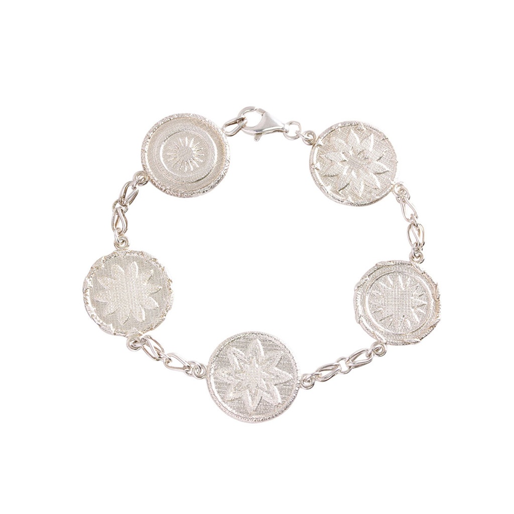 Silver Woven Buka Basket Detailed Bracelet