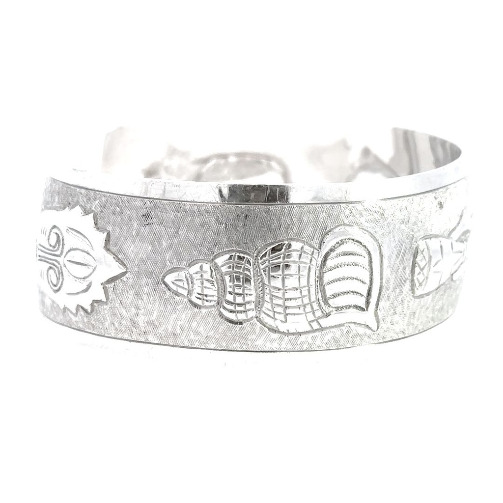 Wearable Art Silver Repousse PNG Motif Cuff