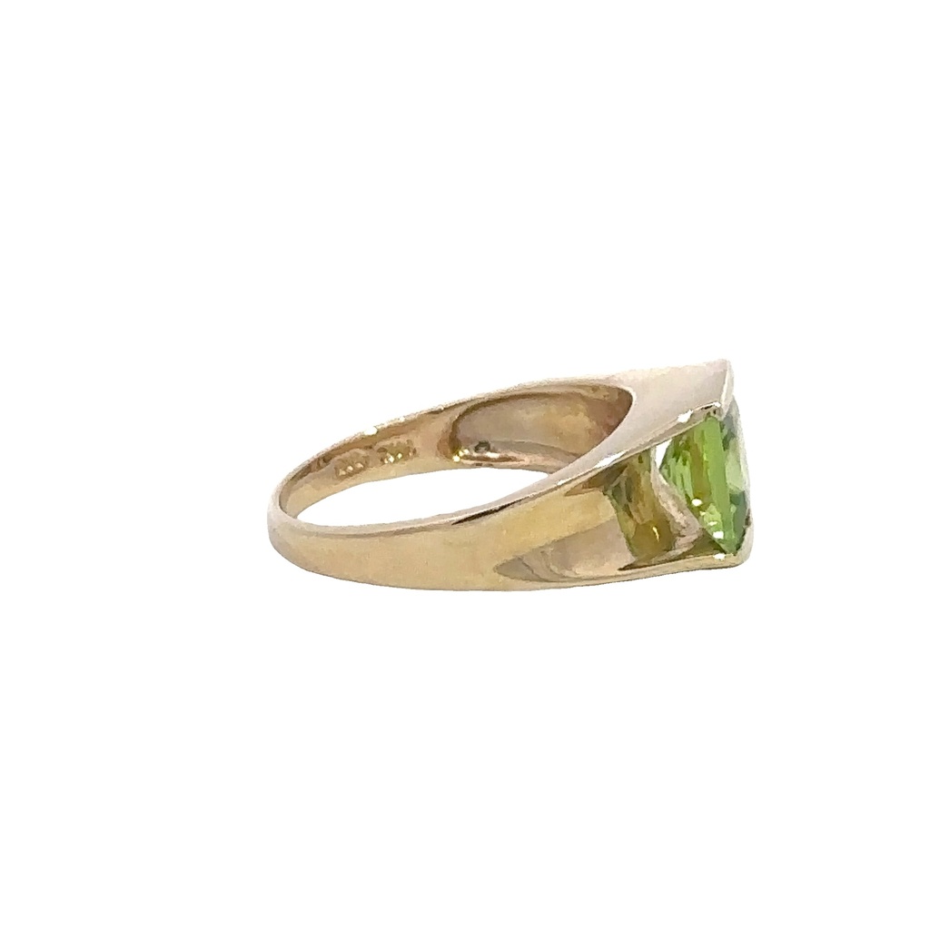 Peridot 14K Yellow Gold Ring