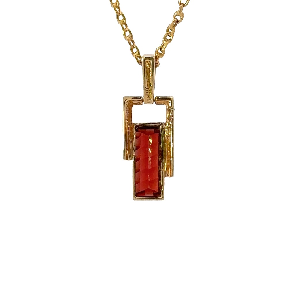 Garnet Pendant In 18K Yellow Gold