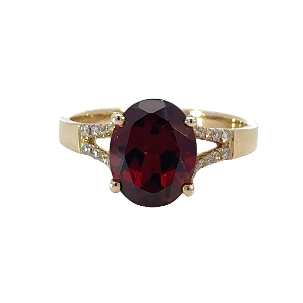 Garnet with Diamond 14ct Yellow Gold Ring