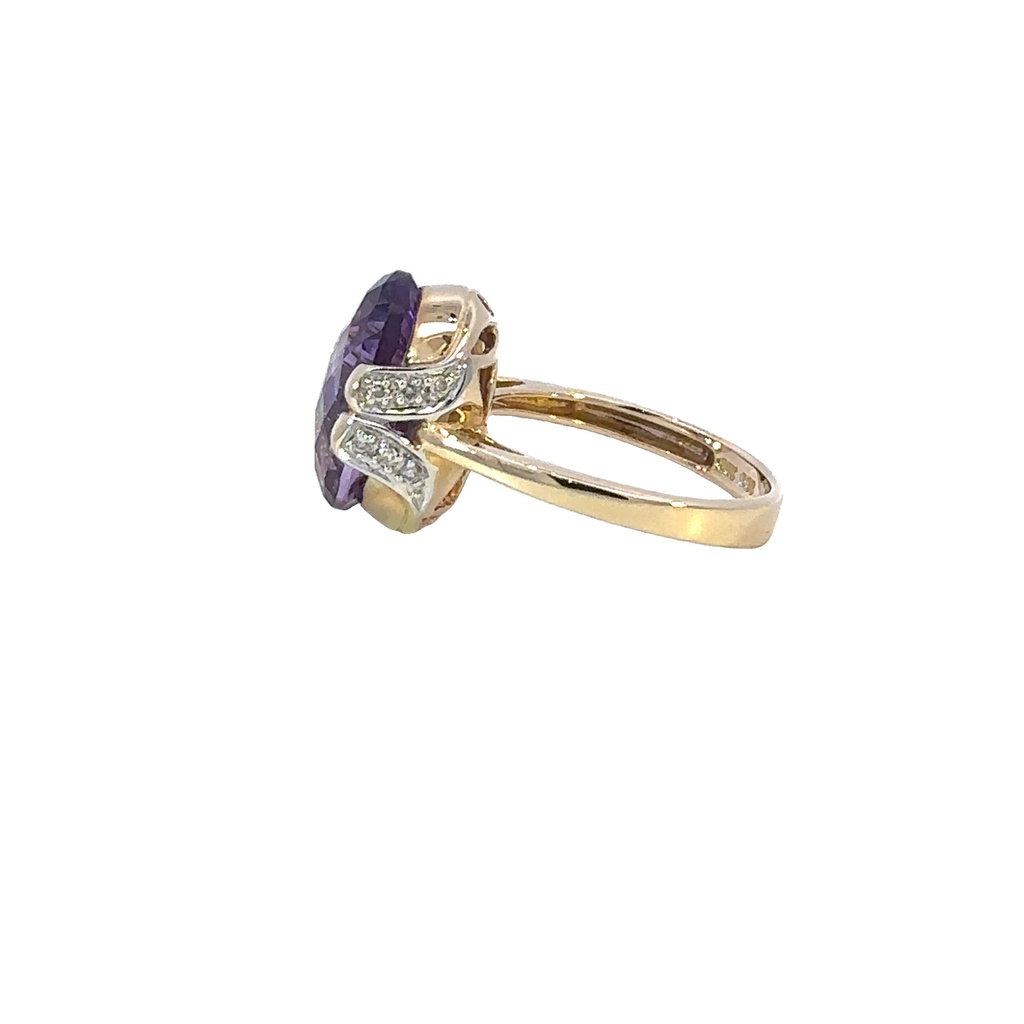 Amethyst with Diamond 14ct Yellow Gold Ring