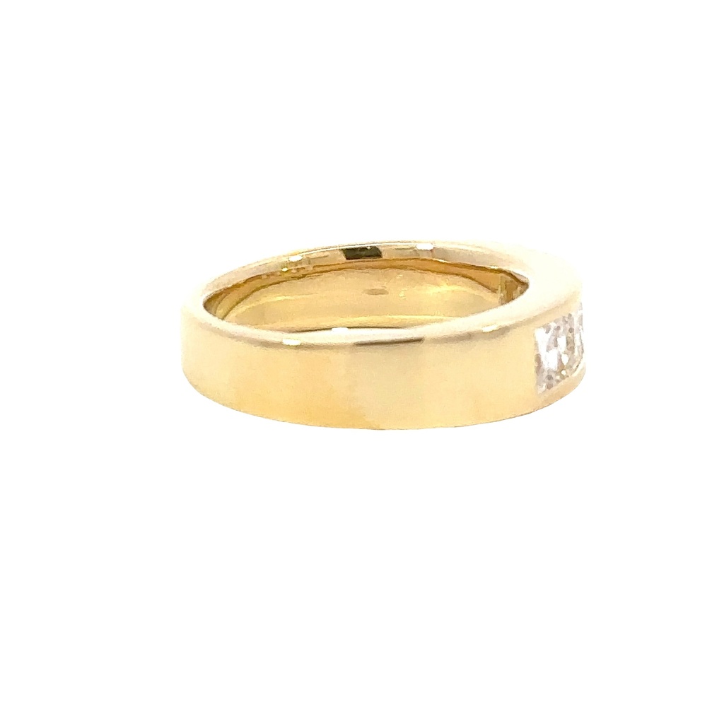 Diamond Ring | 18K Yellow Gold Band