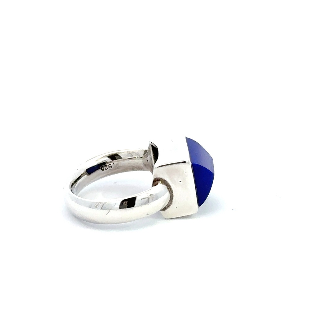 Silver Oval Cabochon Lapis Lazuli Ring
