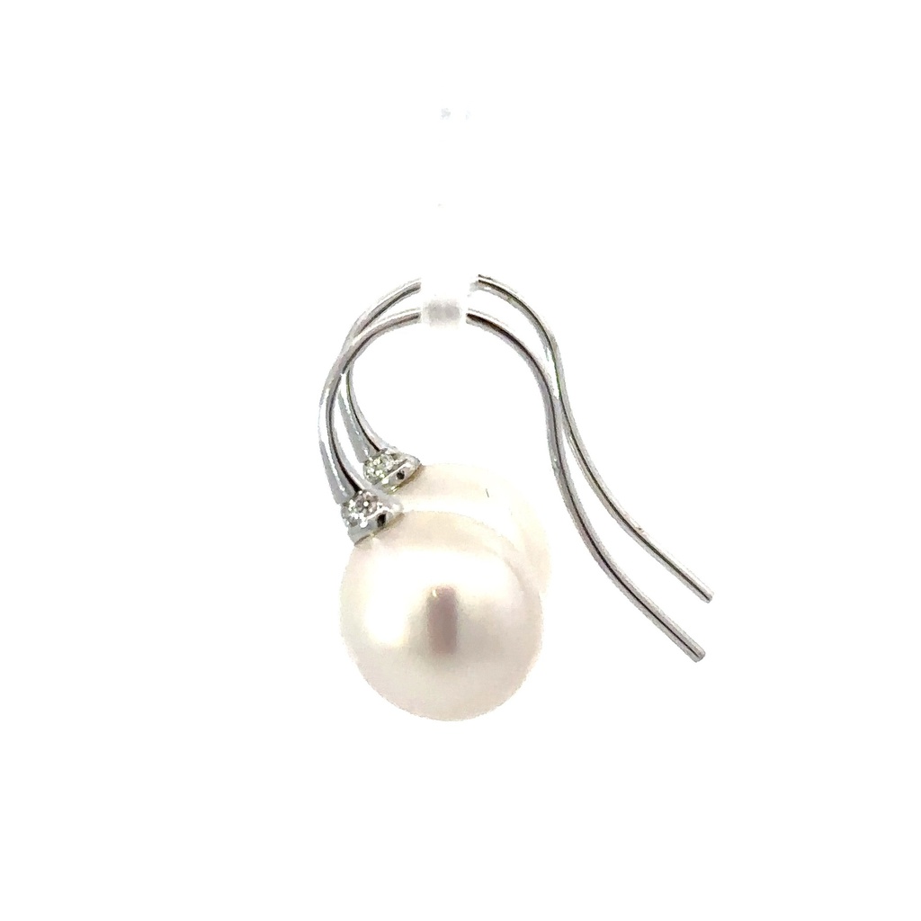 18K white gold south sea pearl earrings