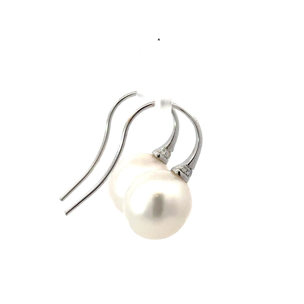 18K white gold south sea pearl earrings