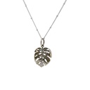 Monstera leaf pendant in 18K white gold