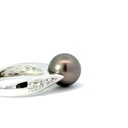 Inky Tahitian pearl ring in 18K white gold with diamonds
