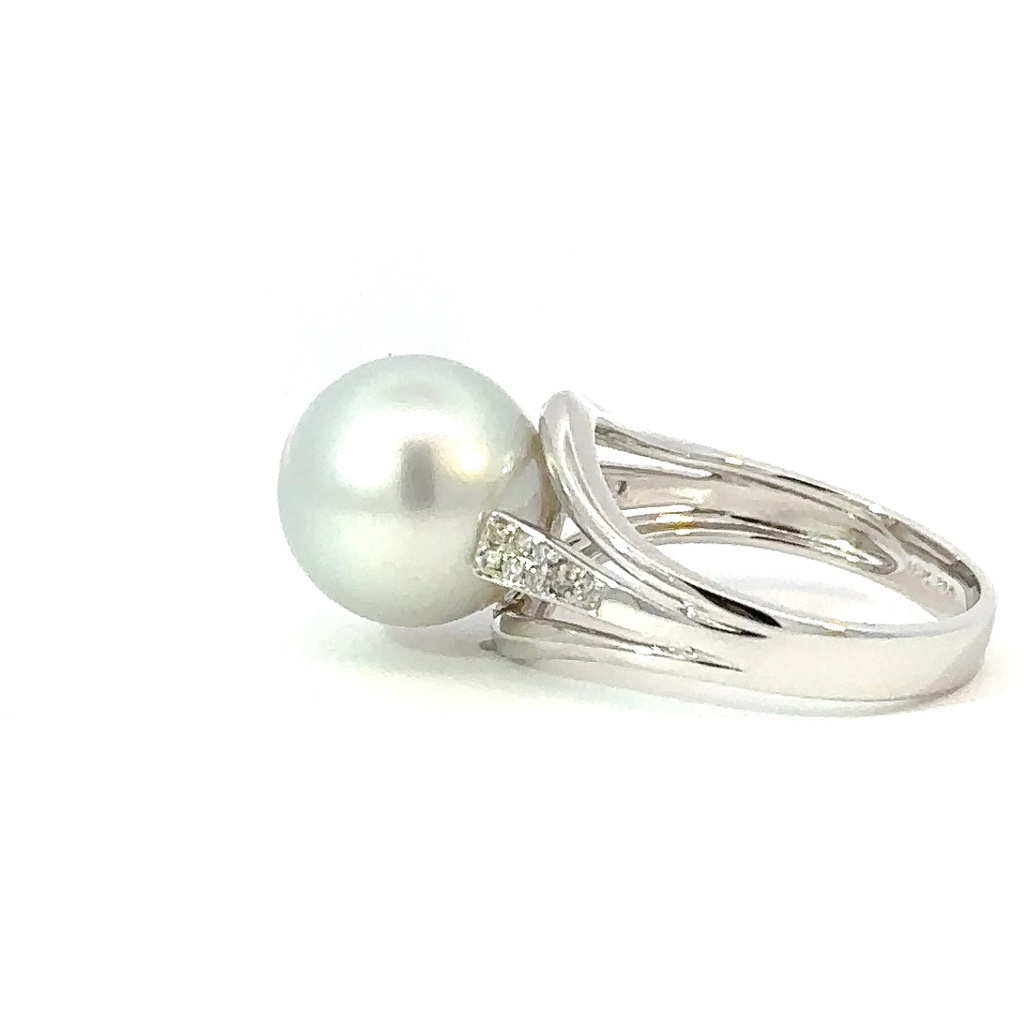 South sea pearl ring with split 18K white gold band