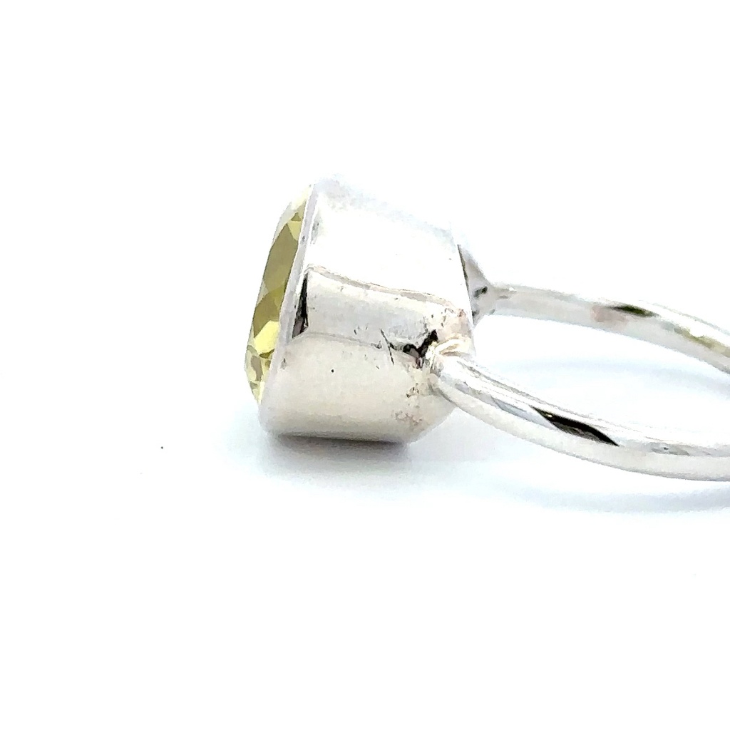 Lime citrine ring in sterling silver