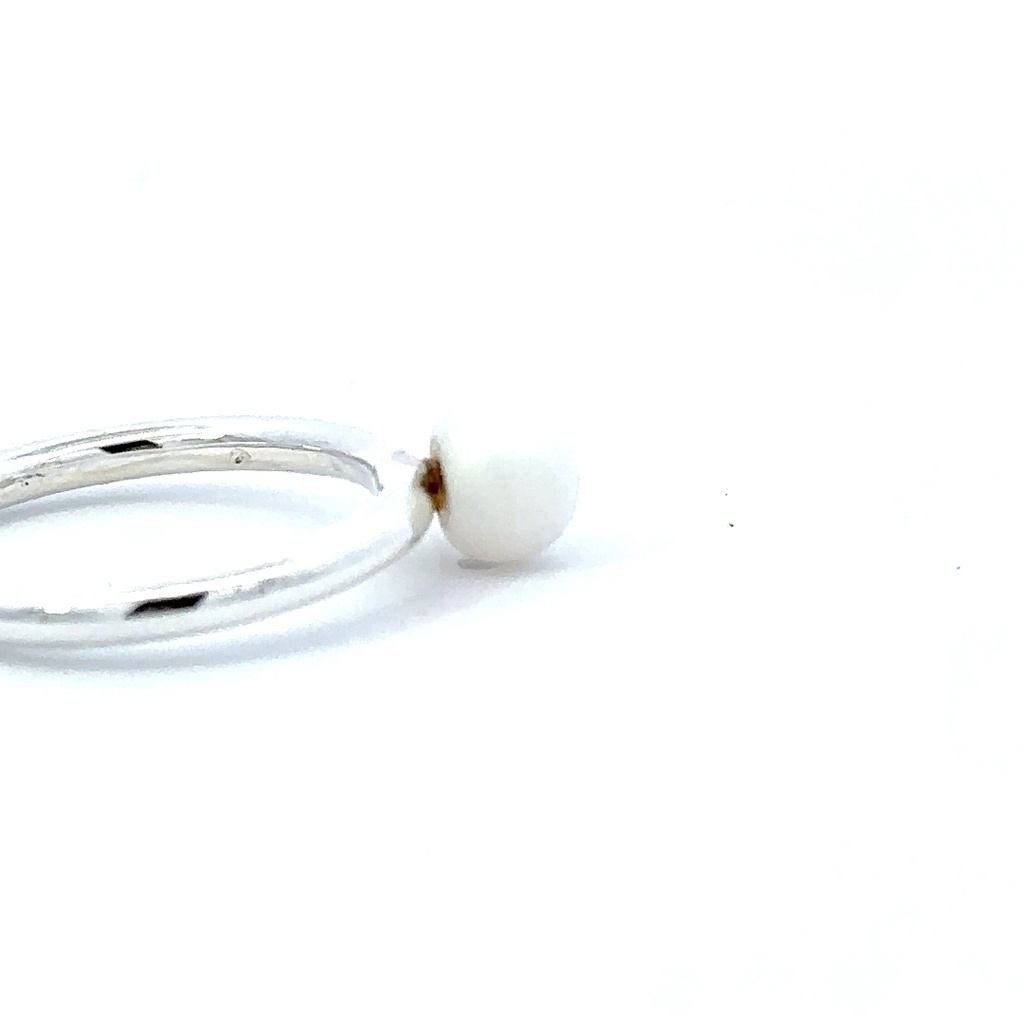 Freshwater pearl sterling silver ring