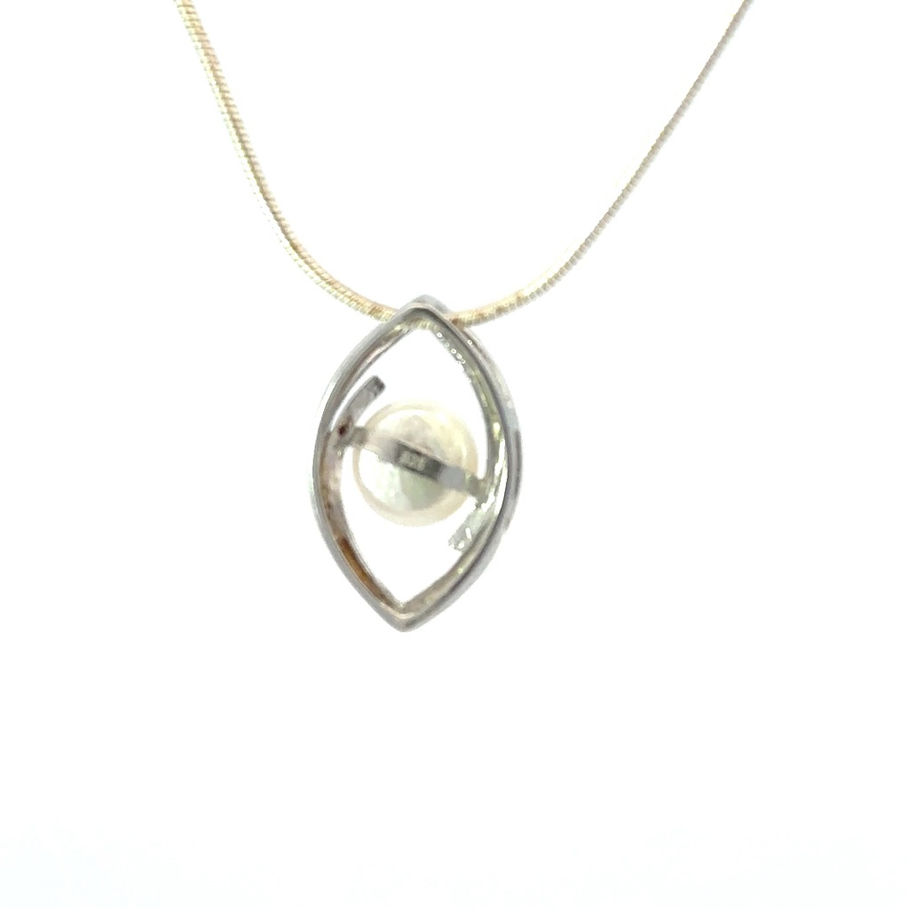 Silver pearl framed on a marquise shape
