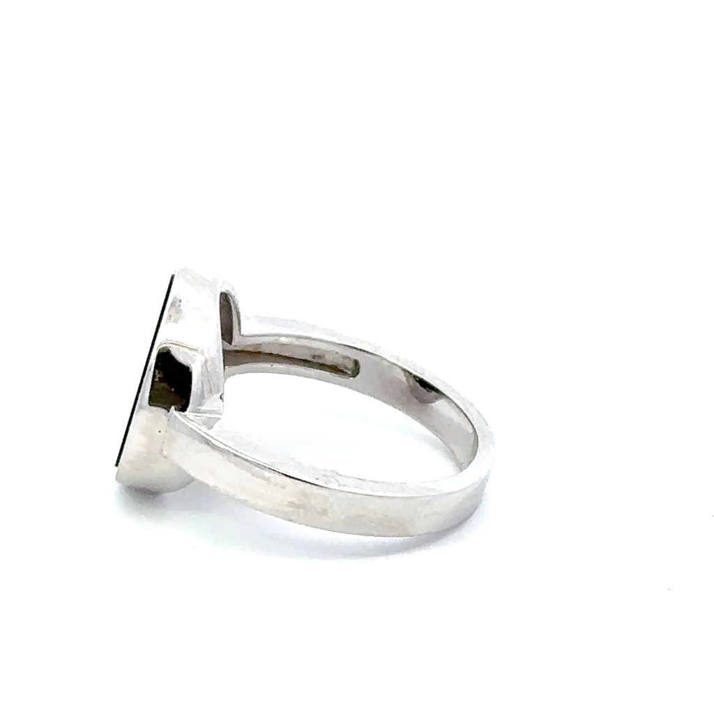 Sterling silver onyx and cz ring