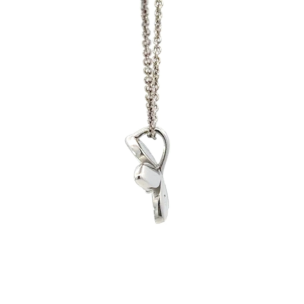 Matte flower in sterling silver on a fine necklace