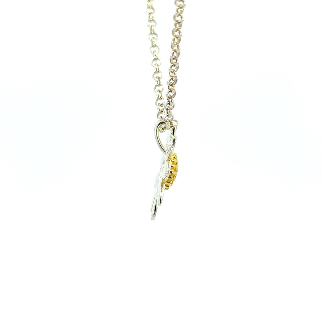 Sterling silver daisy pendant with gold plated centre