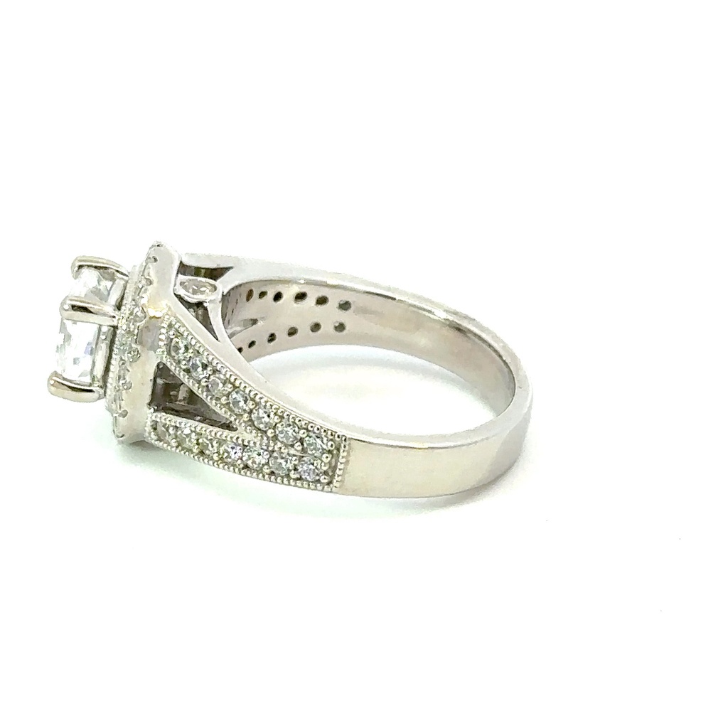 Cubic zirconia ring with halo in sterling silver