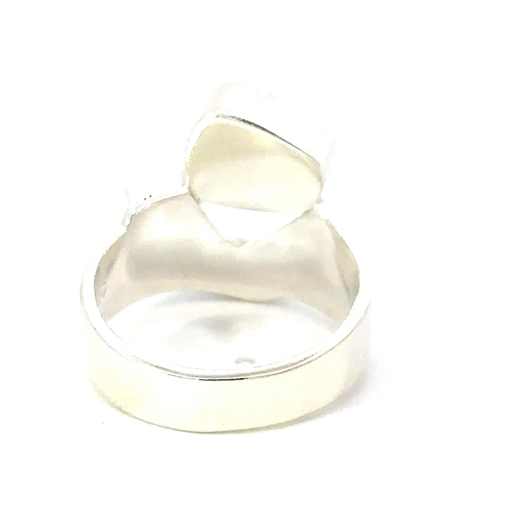 Unique silver ring with stunning Aussie opal
