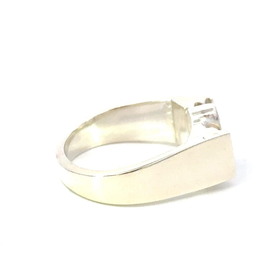 Sterling silver ring set with a multi colour opal