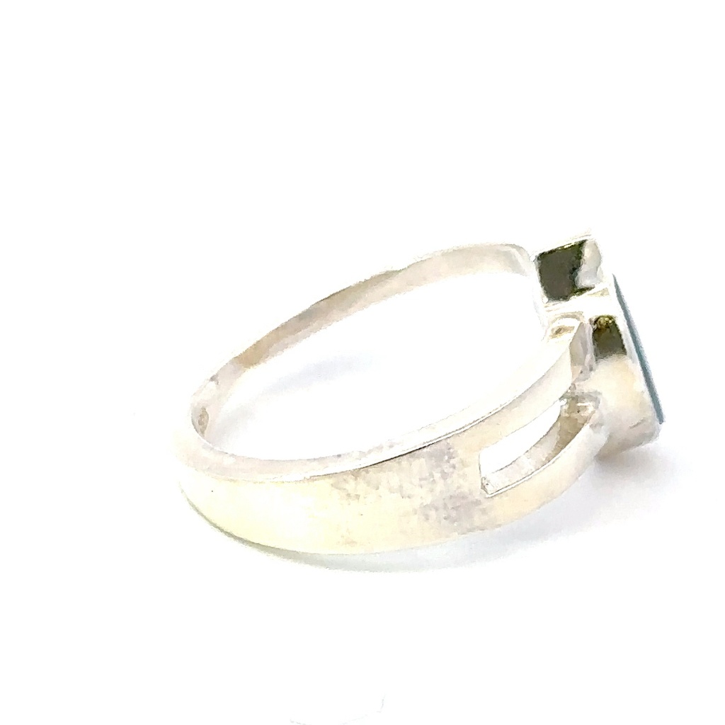 Sterling silver ring set with opal