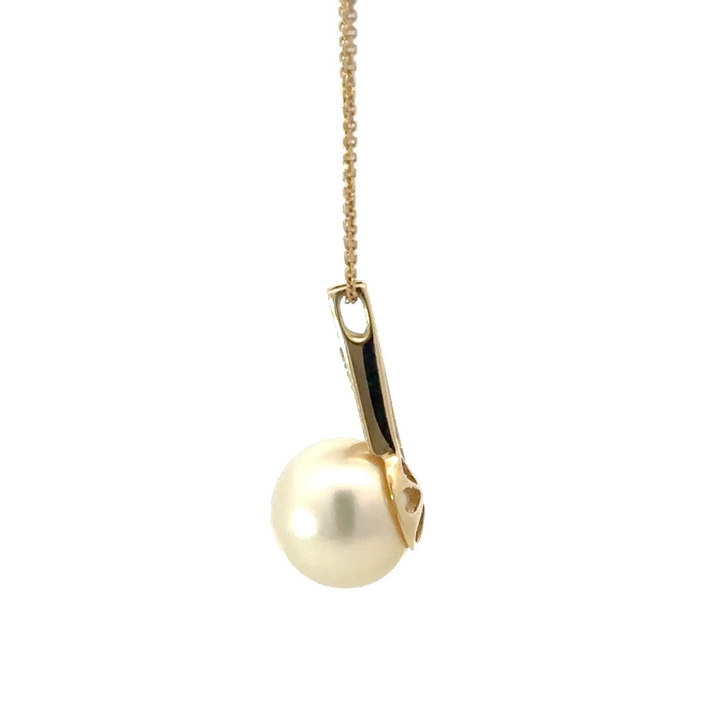 14ct Yellow Gold Pearl Diamond Pendant