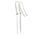 Satin finished earrings in 18K white gold
