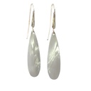 Satin finished earrings in 18K white gold