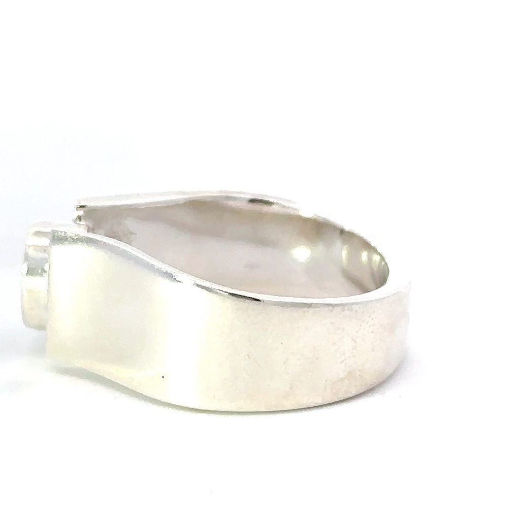 Sterling silver ring with a unique Australian opal