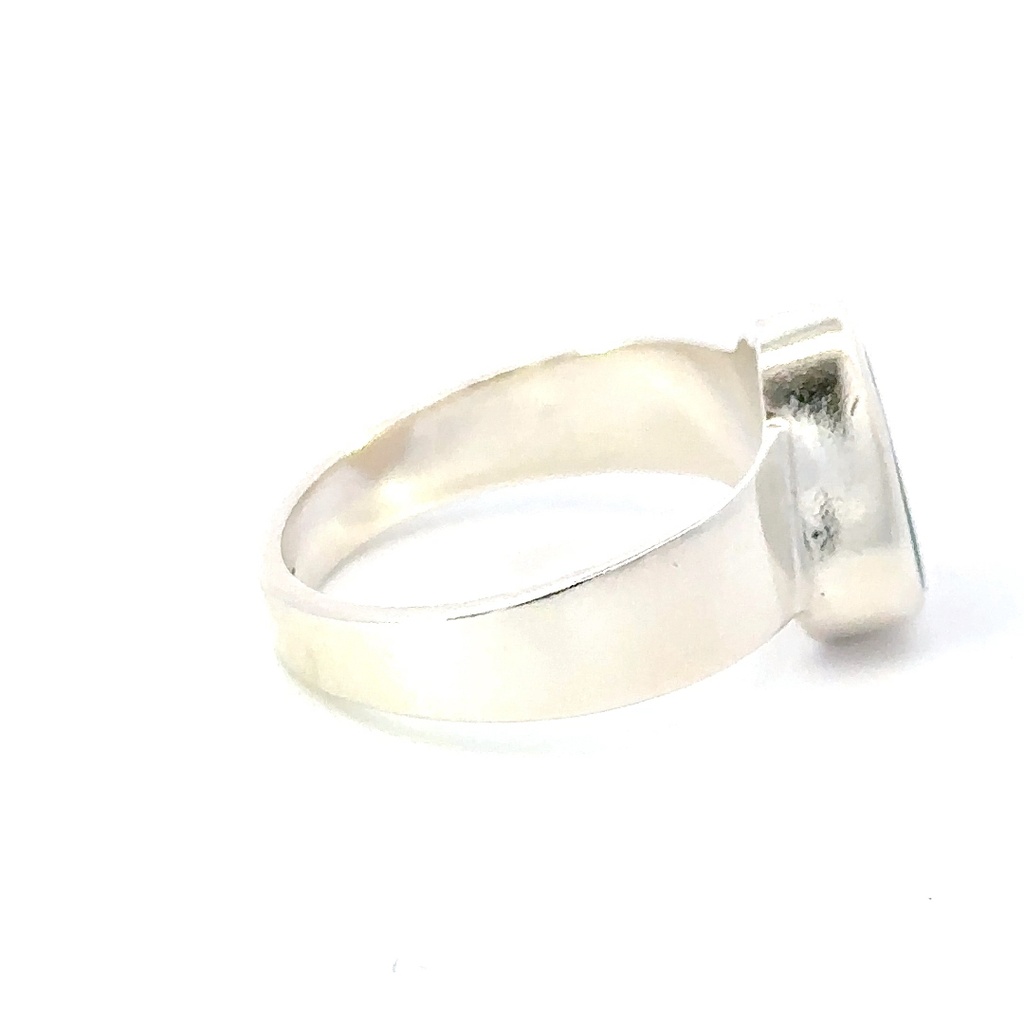 Sterling silver ring set with a colourful opal
