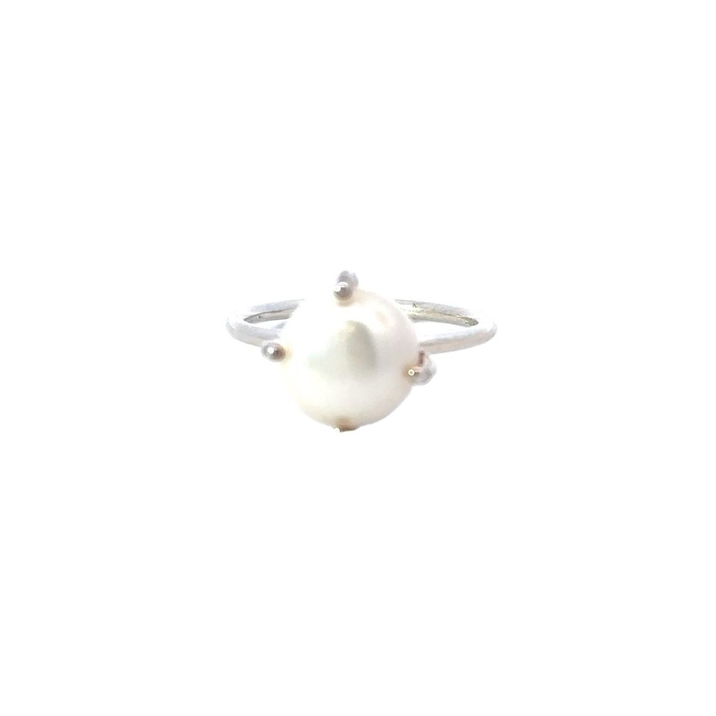 Freshwater pearl ring in a four claw sterling silver setting