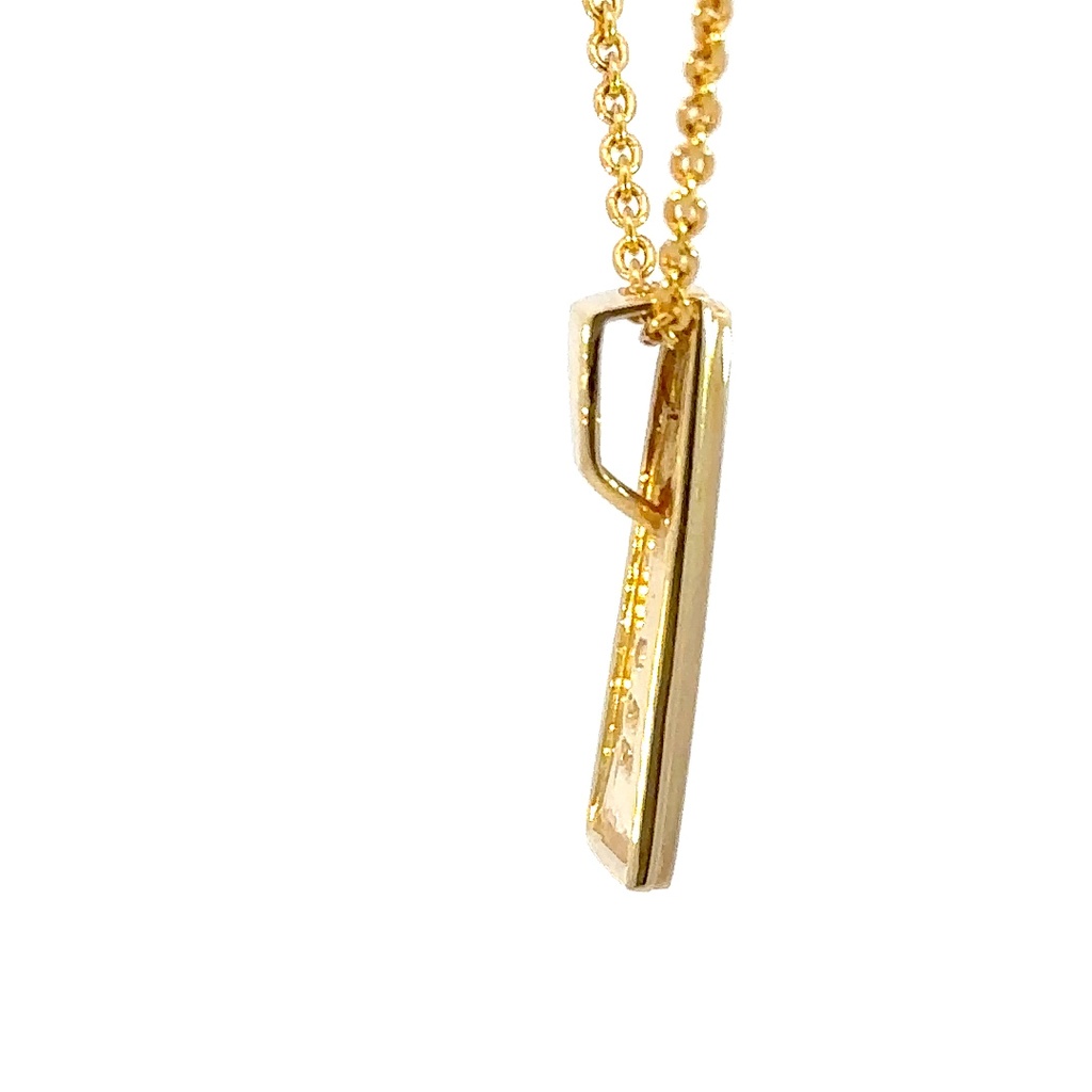 18K triangular pendant inlaid with crystal opals