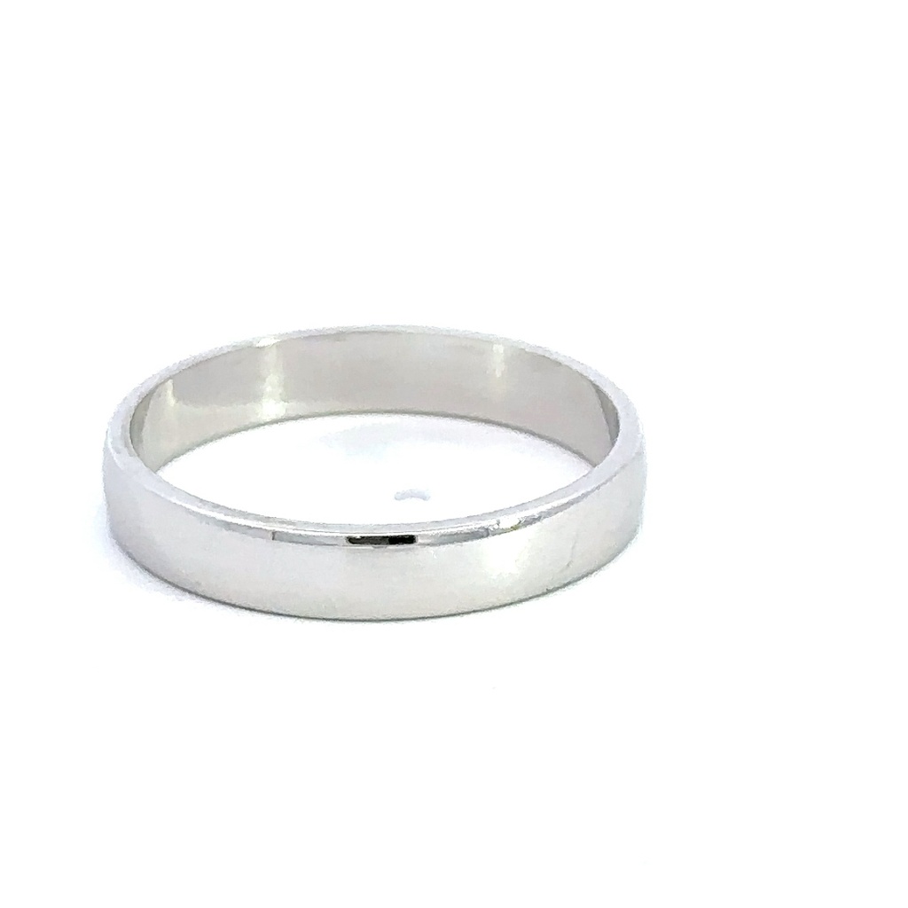 18K white gold wedding ring with slightly rounded profile