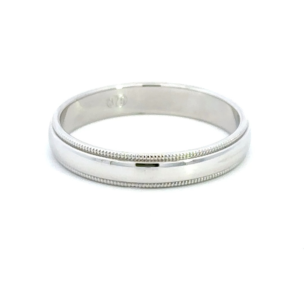 9K white gold wedding ring with a millegrain edging