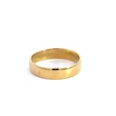 18K yellow gold wedding ring with a slightly curved profile