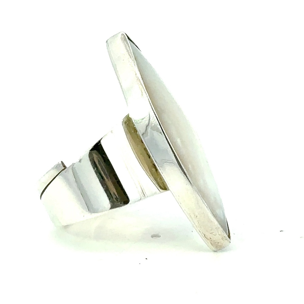 Mother Of Pearl Ring In Silver