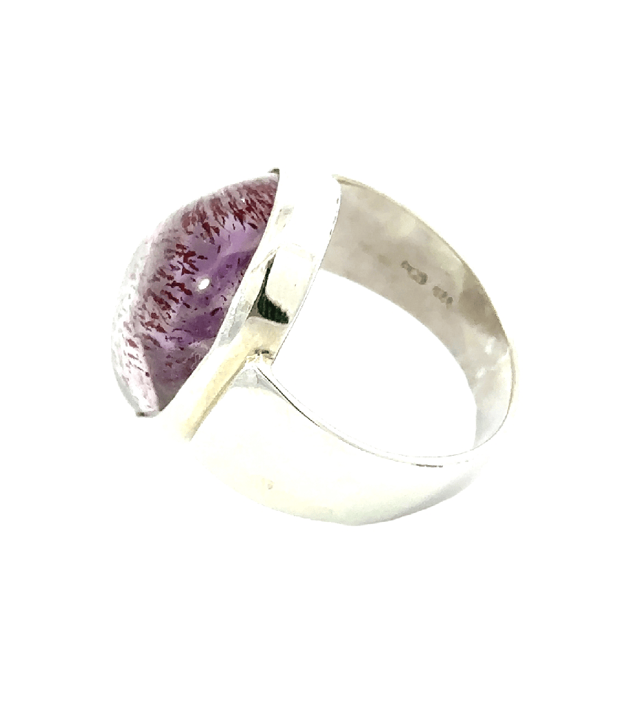 Quartz Gemstone Ring With Striking Inclusions