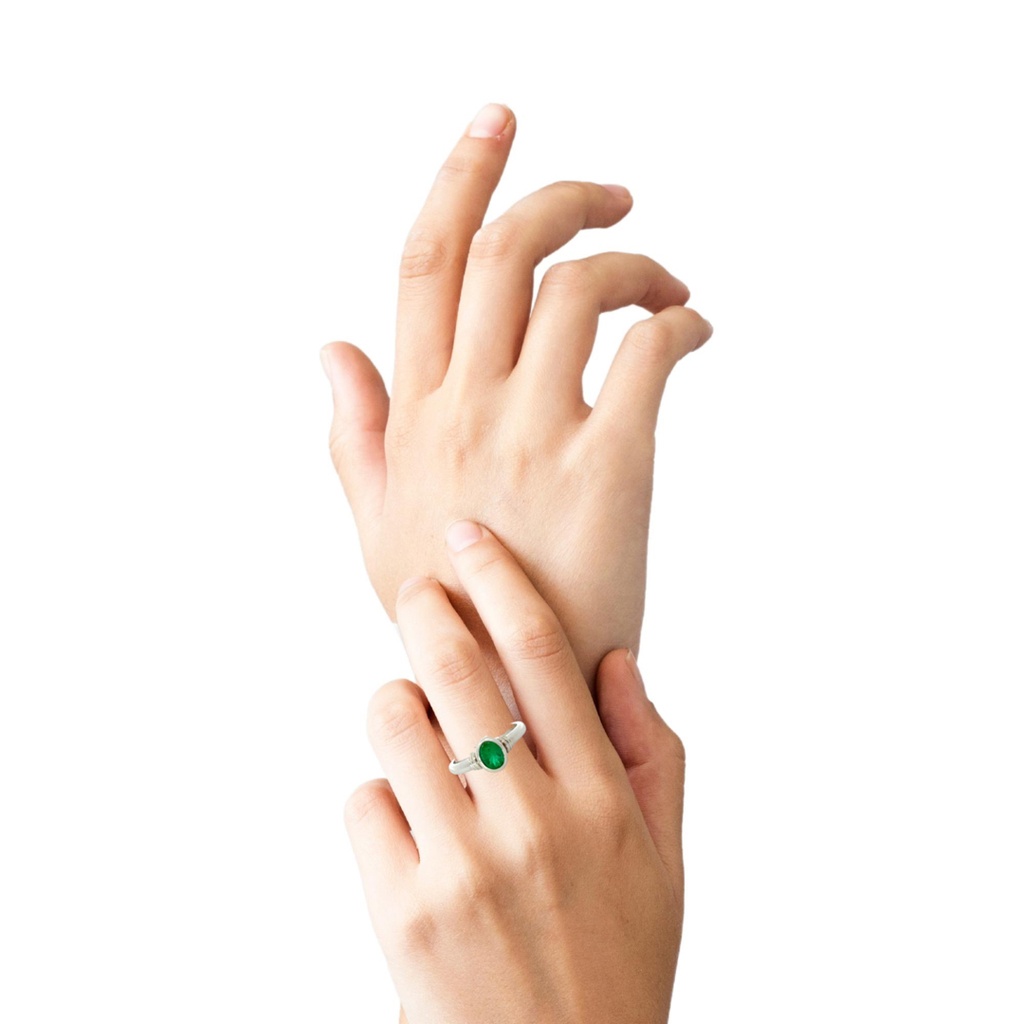 Emerald Ring Set In Platinum