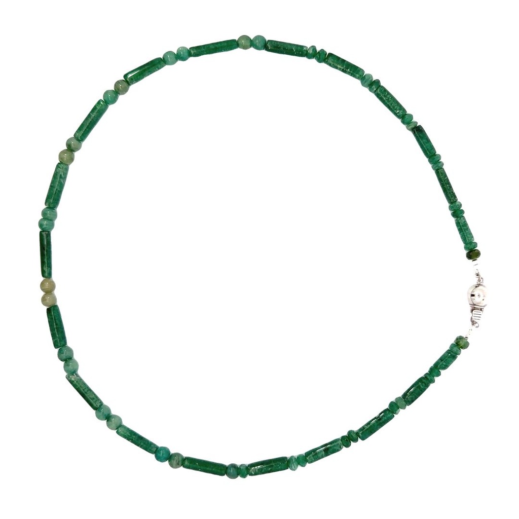 Adventurine Necklace With Silver Clasp