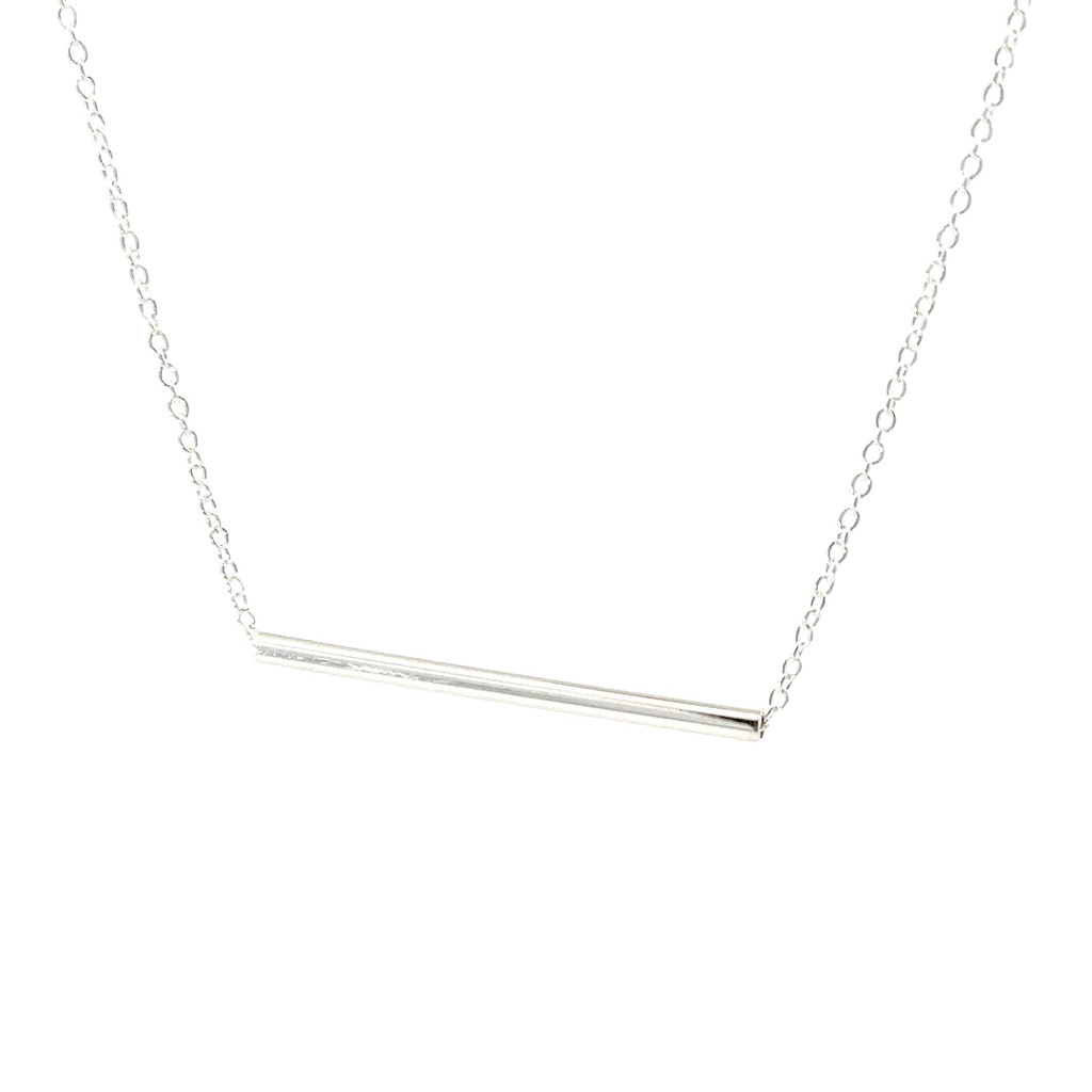 Petals "Courage" Silver Necklace