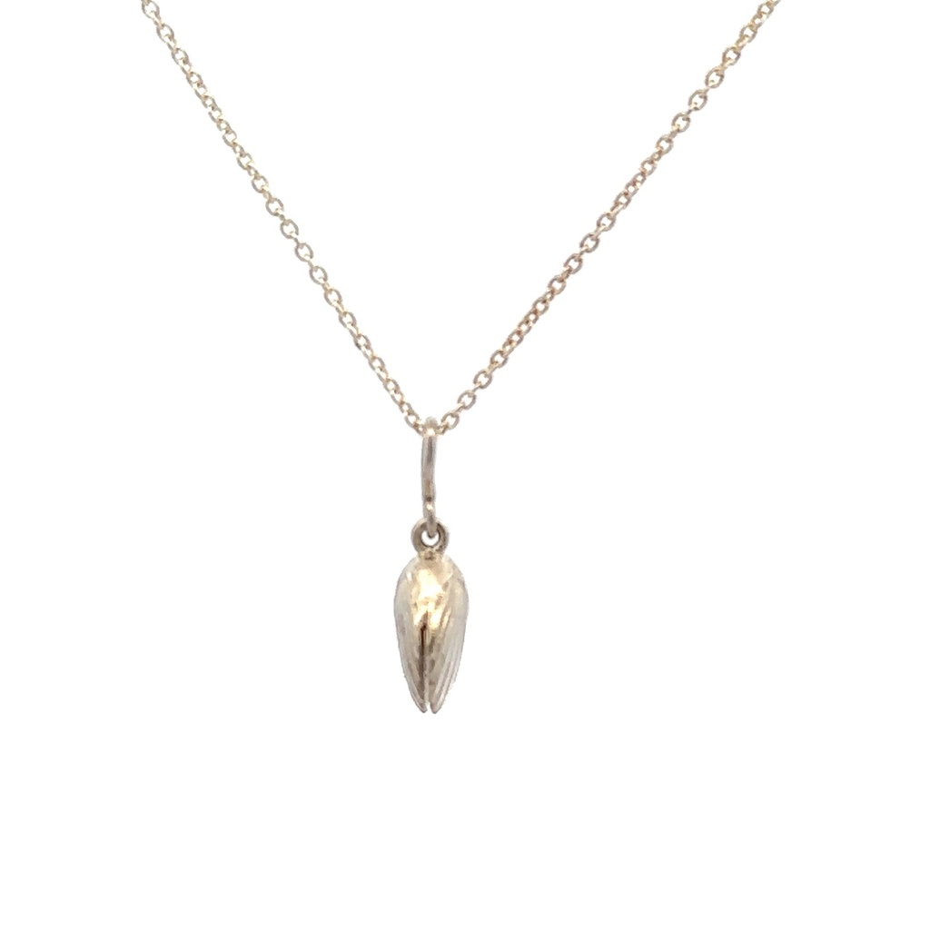 Sterling Silver Cockleshell Pendant