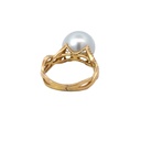 South Sea Pearl With Twisted Diamond Band In 18K