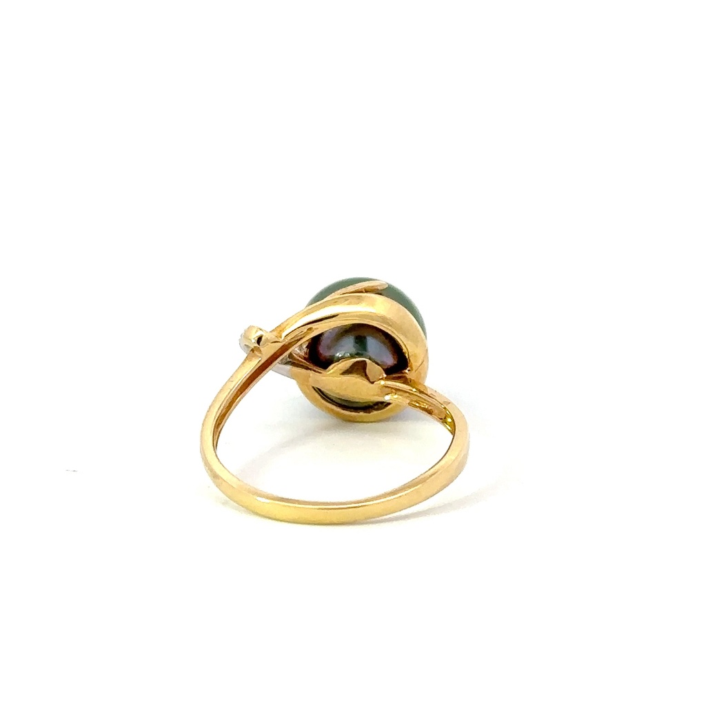 18ct Yellow Gold Tahitian Pearl & Diamond Ring