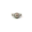 14ct White Gold Tahitian Pearl & Diamond Ring