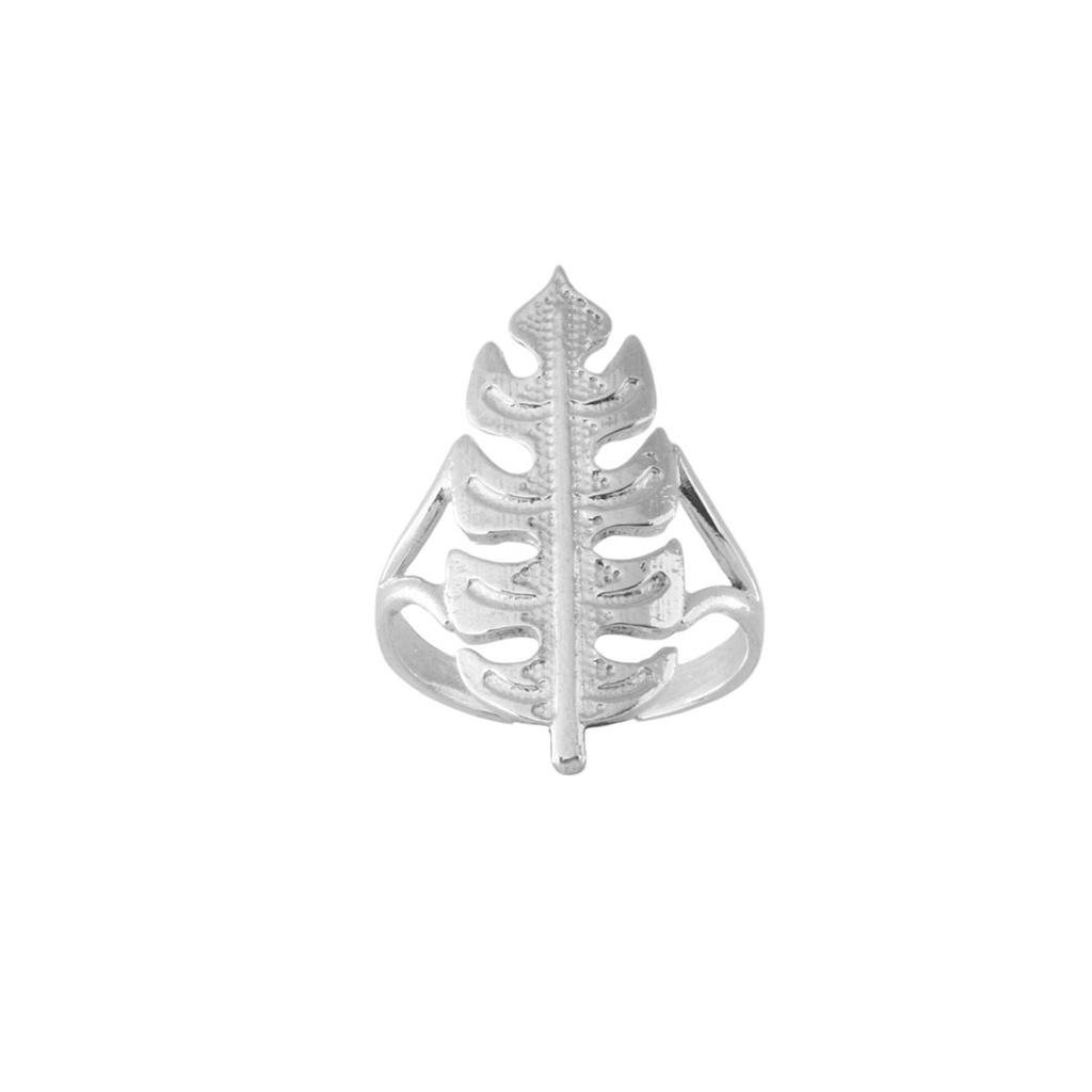 Silver Ring With Travellers Palm