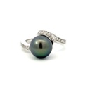 Tahitian Pearl Ring With A Wavy Diamond Set Band In 18K