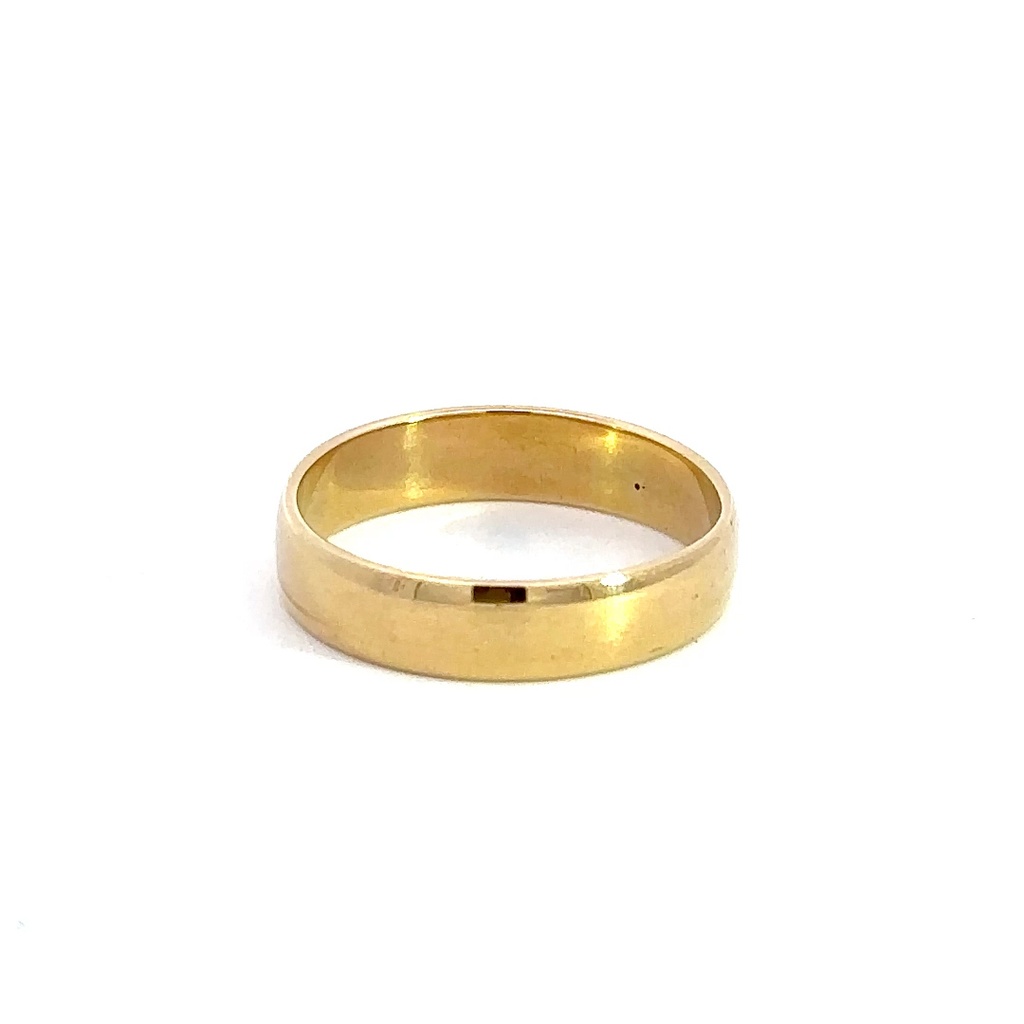 Wedding Ring In 18K Yellow Gold Slightly Curved