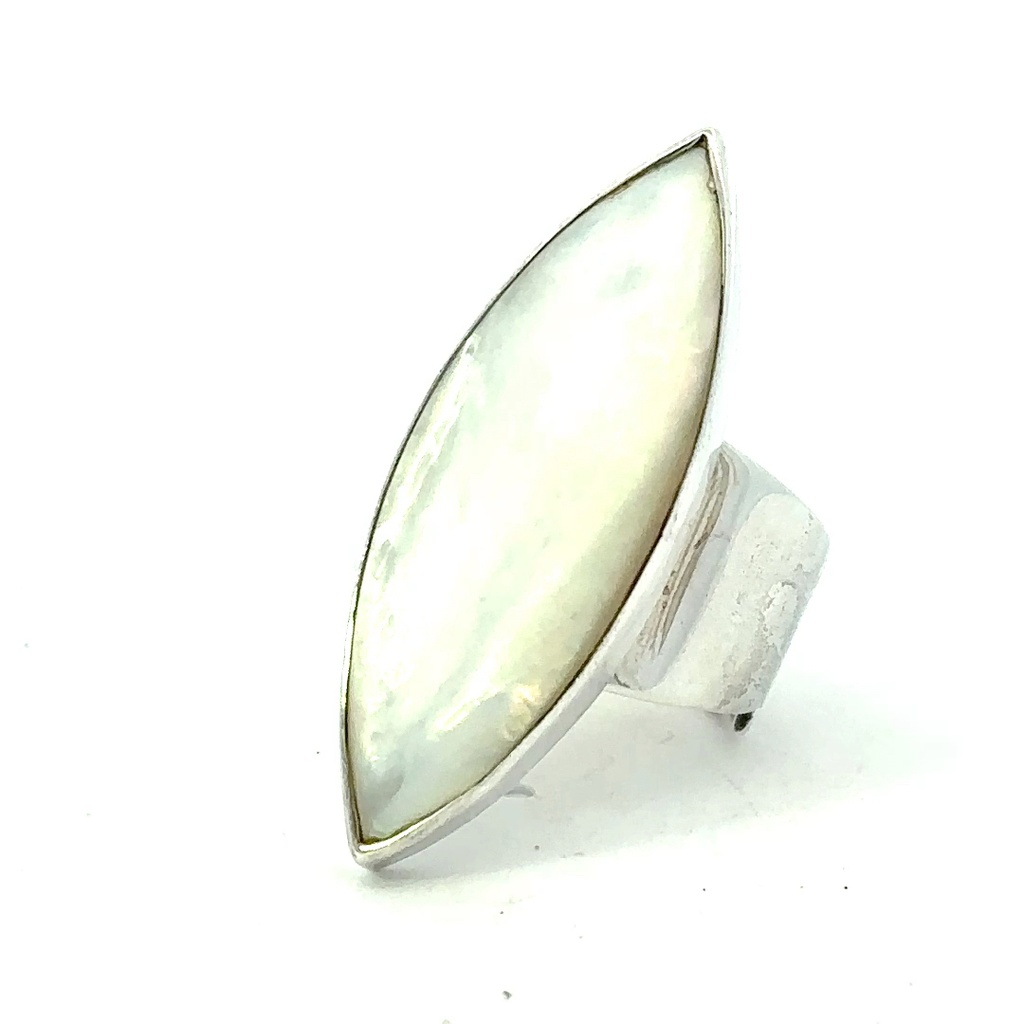 Mother Of Pearl Ring In Silver