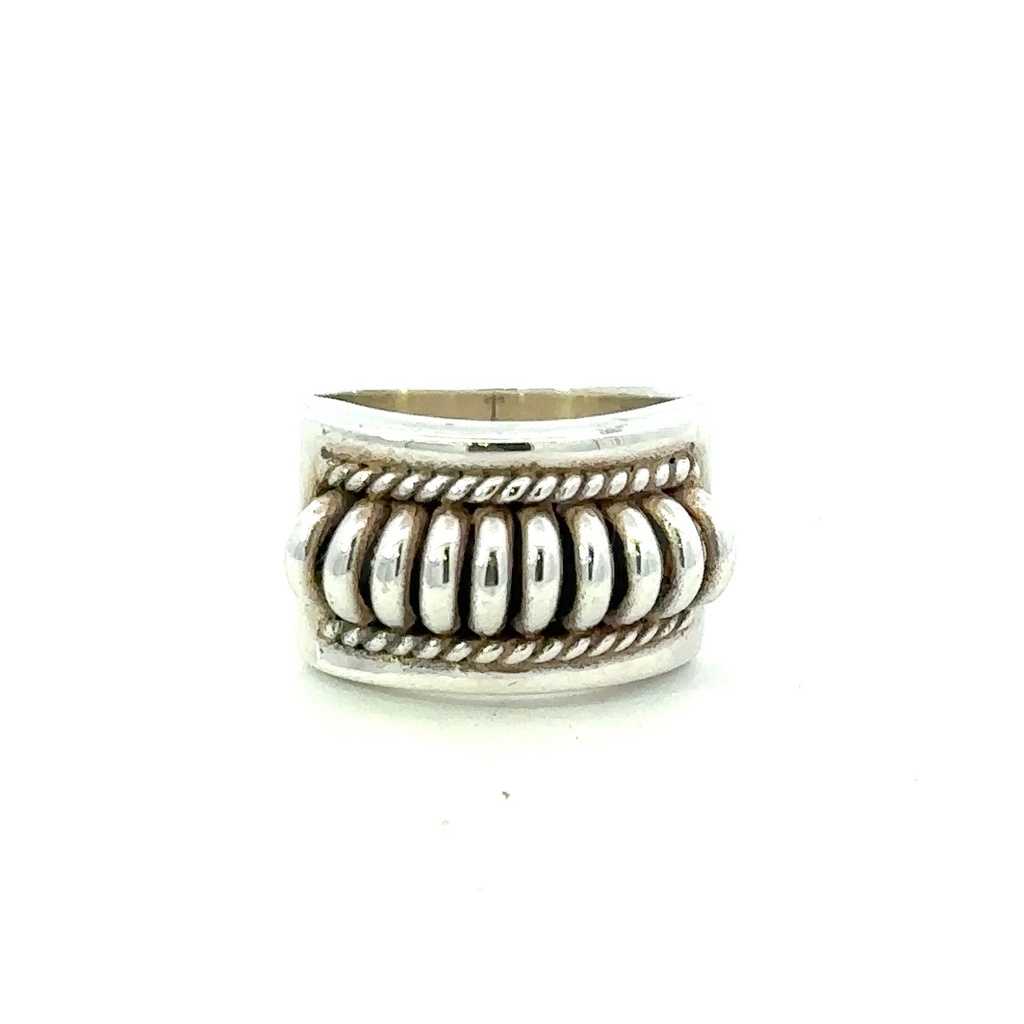 Silver Ring With a Classical Design