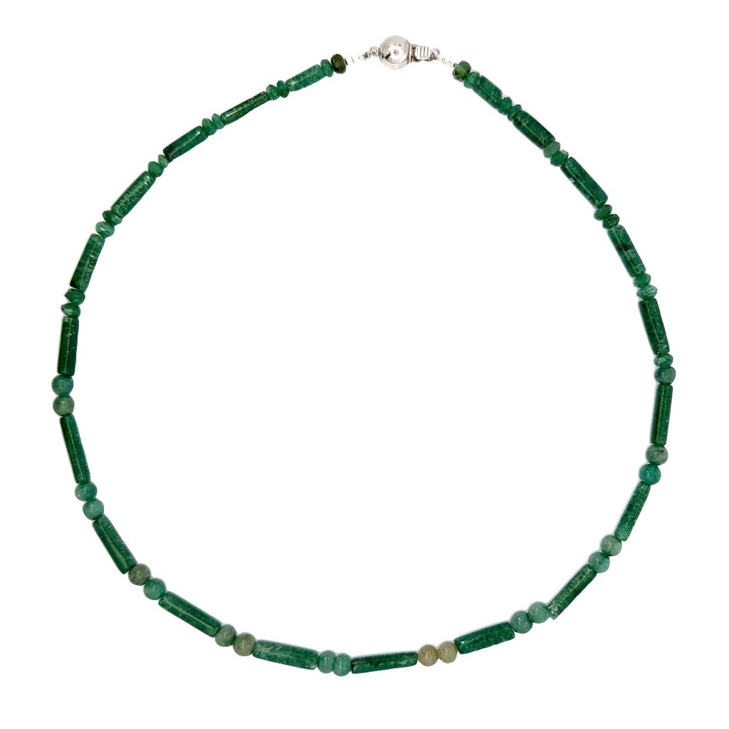 Adventurine Necklace With Silver Clasp