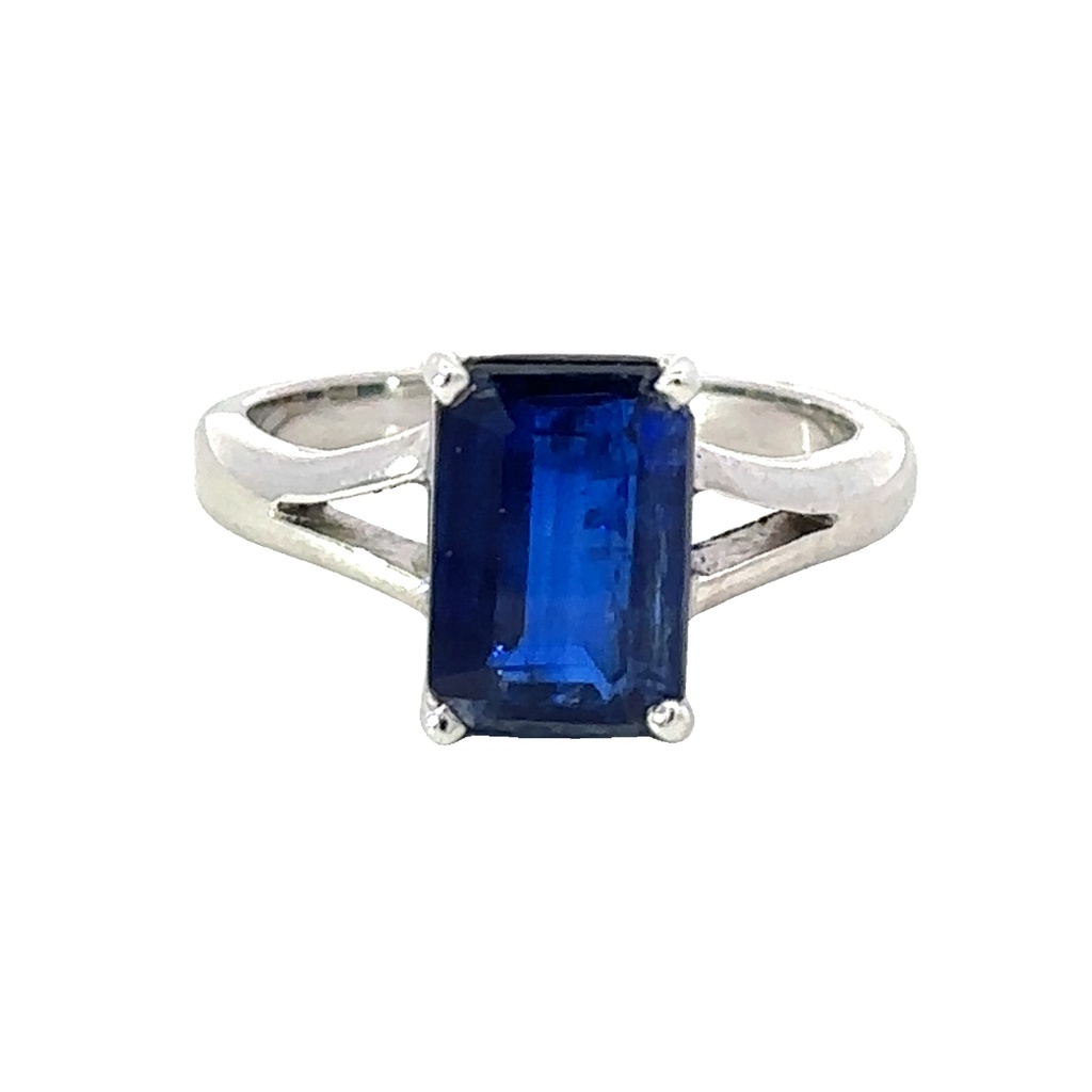 Kyanite Ring | 18K White Gold
