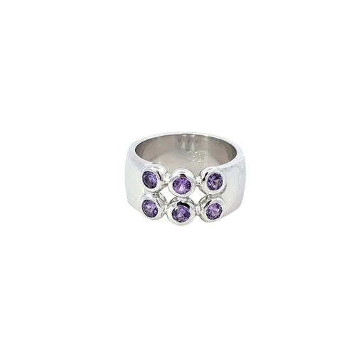 [10266] Purple Sapphire Ring In 18ct White Gold